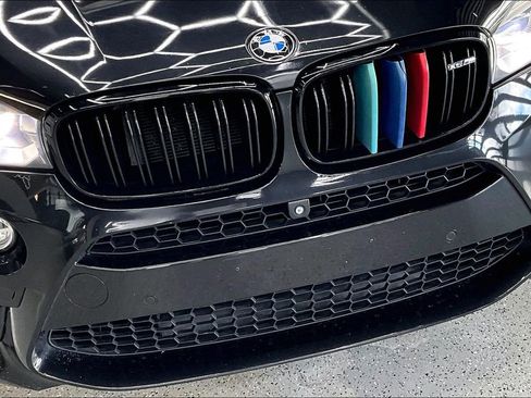 Used 2016 BMW X6 M image 34