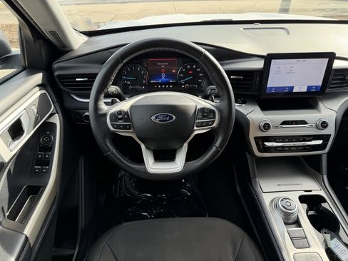 Used 2021 Ford Explorer XLT w/ Class III Trailer Tow Package image 2