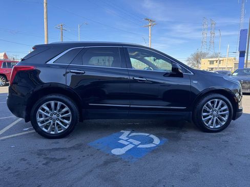 Used 2018 Cadillac XT5 Platinum w/ Driver Assist Package image 4
