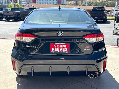 New 2026 Toyota Corolla SE FWD image 9