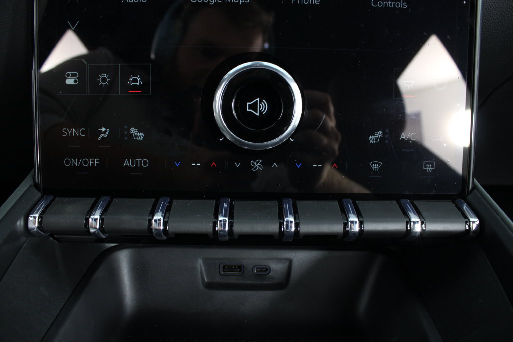 New 2027 GMC Terrain AT4 AWD/4WD image 6