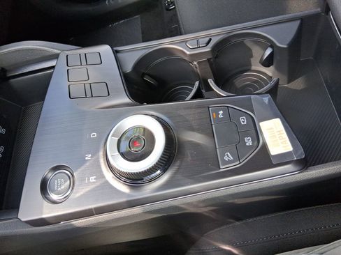 New 2026 Kia Sportage LX FWD image 12