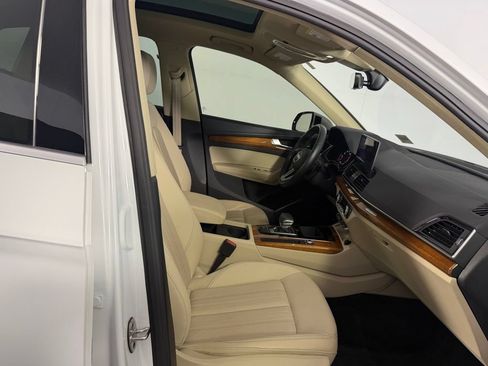 Used 2023 Audi Q5 2.0T Premium w/ Convenience Package AWD/4WD image 33