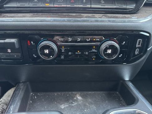 Used 2024 Chevrolet Silverado 1500 LT image 19