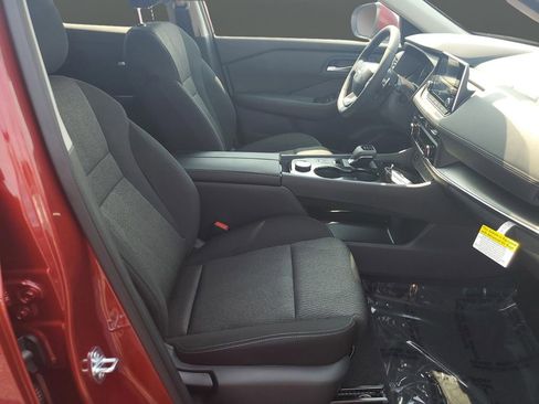 New 2026 Nissan Rogue SV image 30