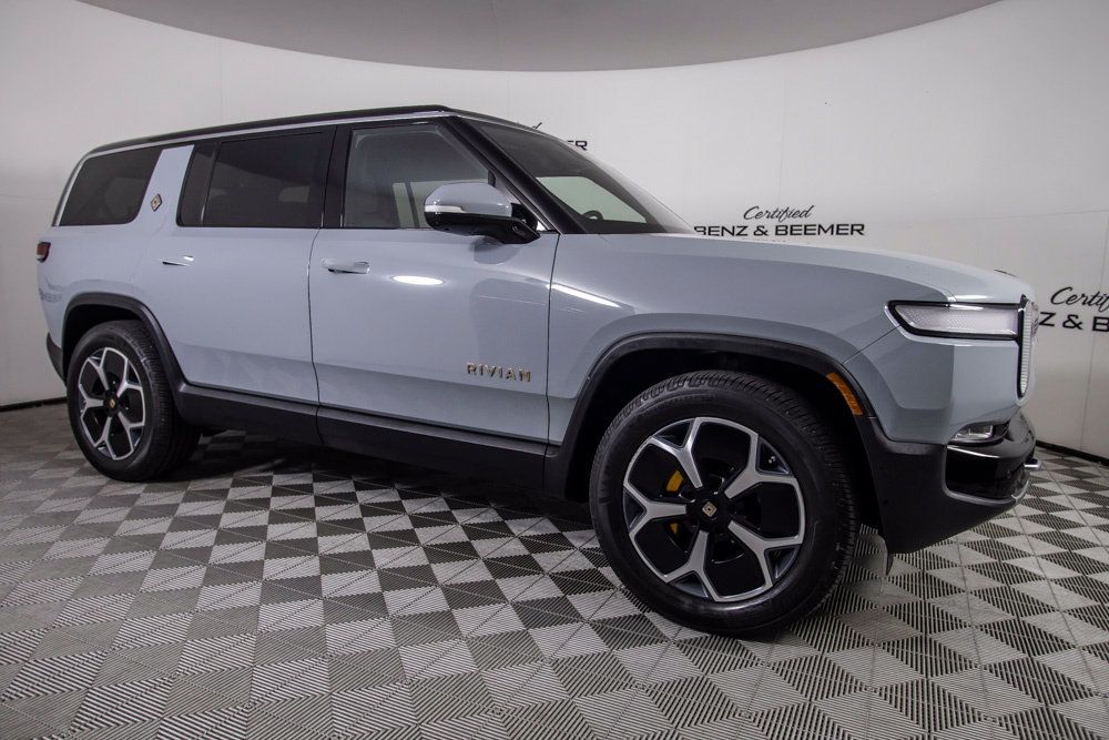 Used 2023 Rivian R1S Adventure Quad AWD/4WD image 2