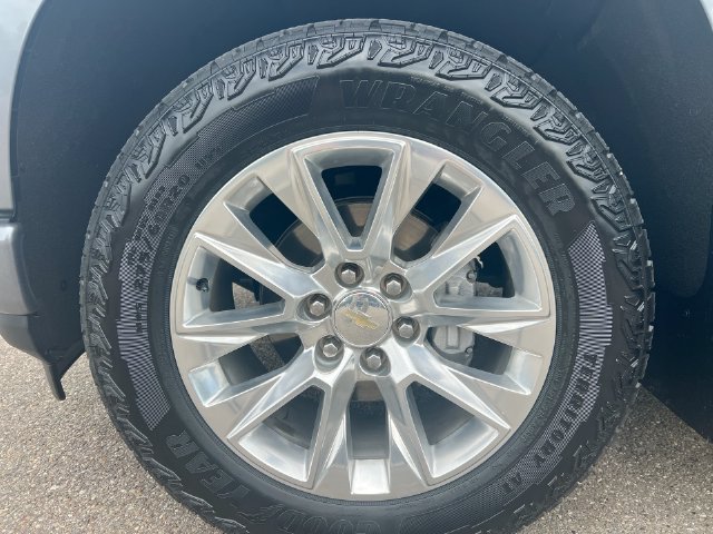 Used 2021 Chevrolet Silverado 1500 LTZ AWD/4WD image 21