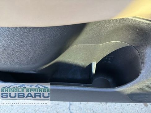 Used 2017 Subaru Legacy 2.5i Premium image 35