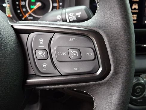 Used 2026 Jeep Gladiator Rubicon AWD/4WD image 23