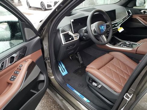 New 2026 BMW X5 M60i image 10