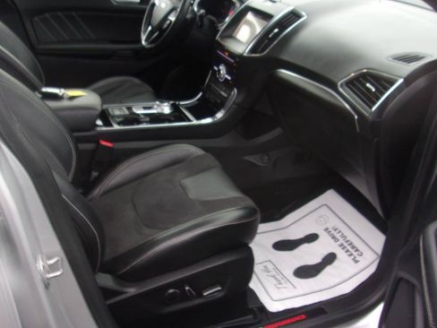 Used 2019 Ford Edge ST w/ Equipment Group 401A AWD/4WD image 5