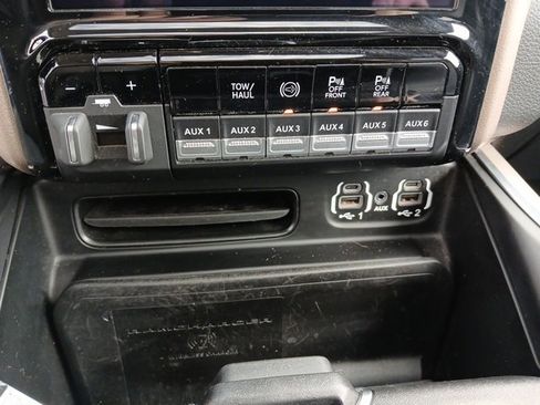 Used 2021 RAM 2500 Laramie image 52