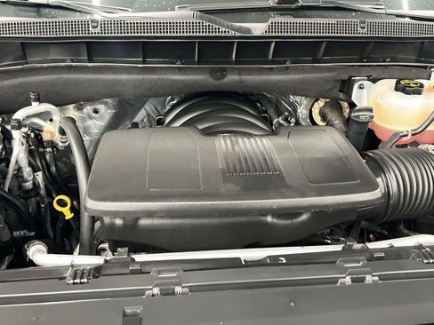 Used 2025 Chevrolet Tahoe LT image 26