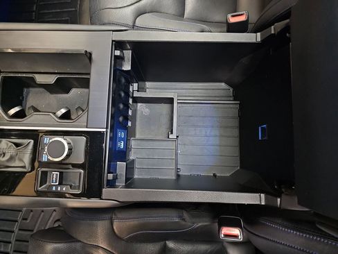 Used 2022 Toyota Tundra Platinum image 26