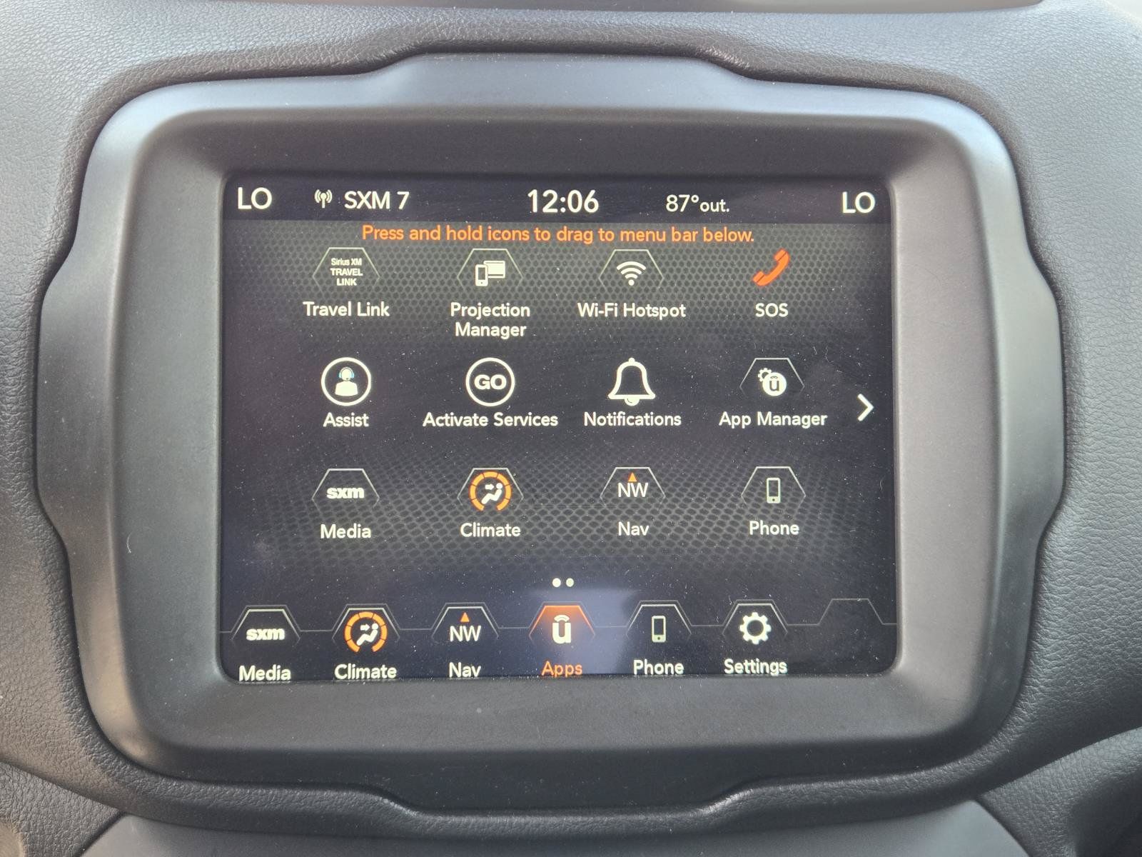 Used 2022 Jeep Renegade Latitude AWD/4WD image 11