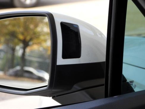 Used 2023 Audi Q7 3.0T Premium Plus w/ Premium Plus Package image 52