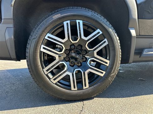 New 2026 GMC Sierra EV Elevation image 18