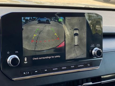 Used 2024 Mitsubishi Outlander 4WD Plug-In Hybrid image 38