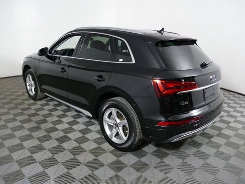 Used 2023 Audi Q5 2.0T Premium w/ Convenience Package image 5