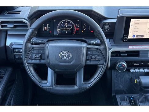 Used 2026 Toyota Tacoma SR5 AWD/4WD image 16