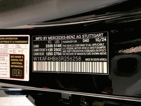 Used 2025 Mercedes-Benz C 300 4MATIC Sedan image 36