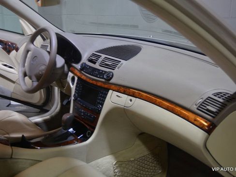 Used 2004 Mercedes-Benz E 320 Sedan image 18
