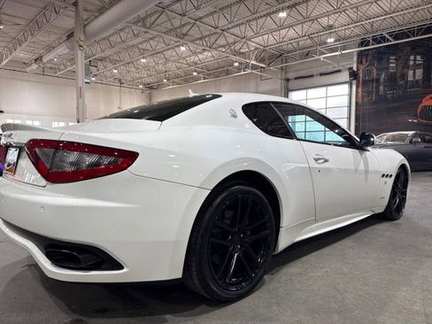 Used 2015 Maserati GranTurismo Sport image 37