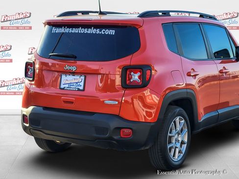 Used 2019 Jeep Renegade Latitude FWD image 5