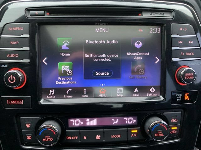 Used 2016 Nissan Maxima Platinum w/ Interior Lighting Package FWD image 31