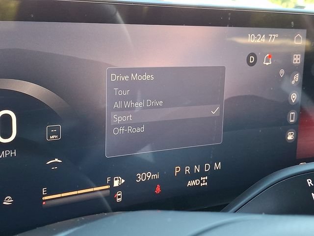 Used 2024 Buick Envision Sport Touring AWD/4WD image 29