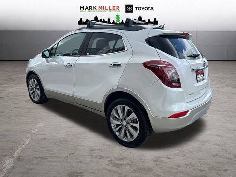 Used 2018 Buick Encore Preferred w/ LPO, Road Trip Package FWD image 3