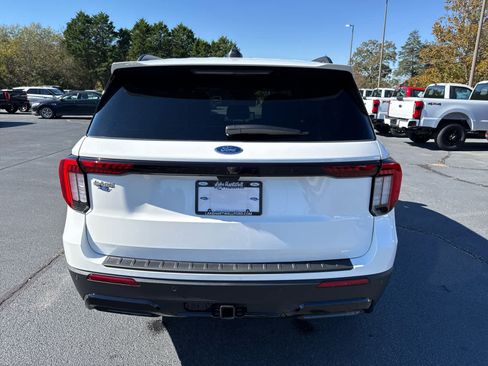 New 2026 Ford Explorer ST-Line w/ Premium Package image 28
