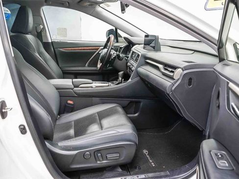 Used 2022 Lexus RX 350L FWD w/ Premium Package image 17