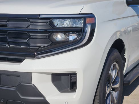 New 2027 Ford Expedition Active RWD image 10