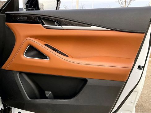 Certified 2026 INFINITI QX60 Autograph w/ Dark Cargo Package image 24