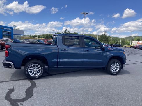 New 2024 Chevrolet Silverado 1500 LT w/ Z71 Off-Road Package AWD/4WD image 8