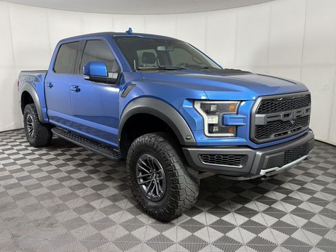 Used 2019 Ford F150 Raptor w/ Equipment Group 802A Luxury AWD/4WD image 7