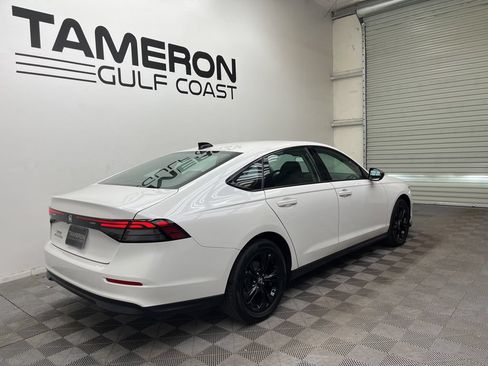 Used 2025 Honda Accord SE image 7
