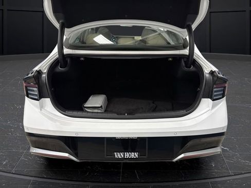 Used 2025 Hyundai Sonata Limited image 16