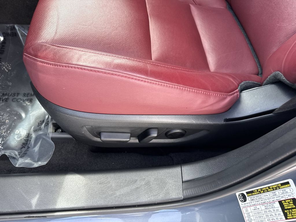 Used 2023 MAZDA CX-30 AWD 2.5 S w/ Preferred Package image 41