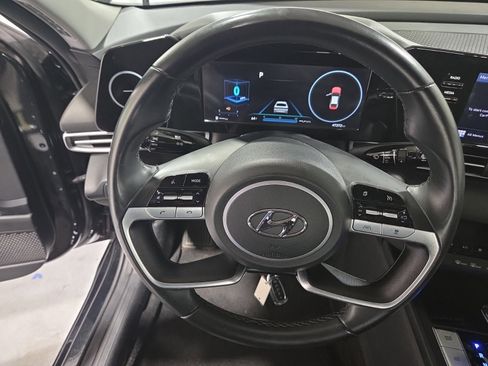 Used 2022 Hyundai Elantra SEL w/ Convenience Package FWD image 11