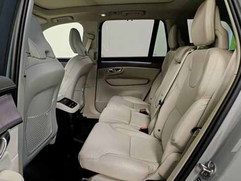 New 2026 Volvo XC90 T8 Ultra w/ Protection Package Premier AWD/4WD image 11