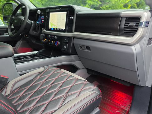 Used 2025 Ford F250 XLT w/ Black Appearance Package AWD/4WD image 36