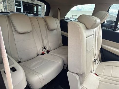 Used 2023 Mercedes-Benz GLS 450 4MATIC image 21