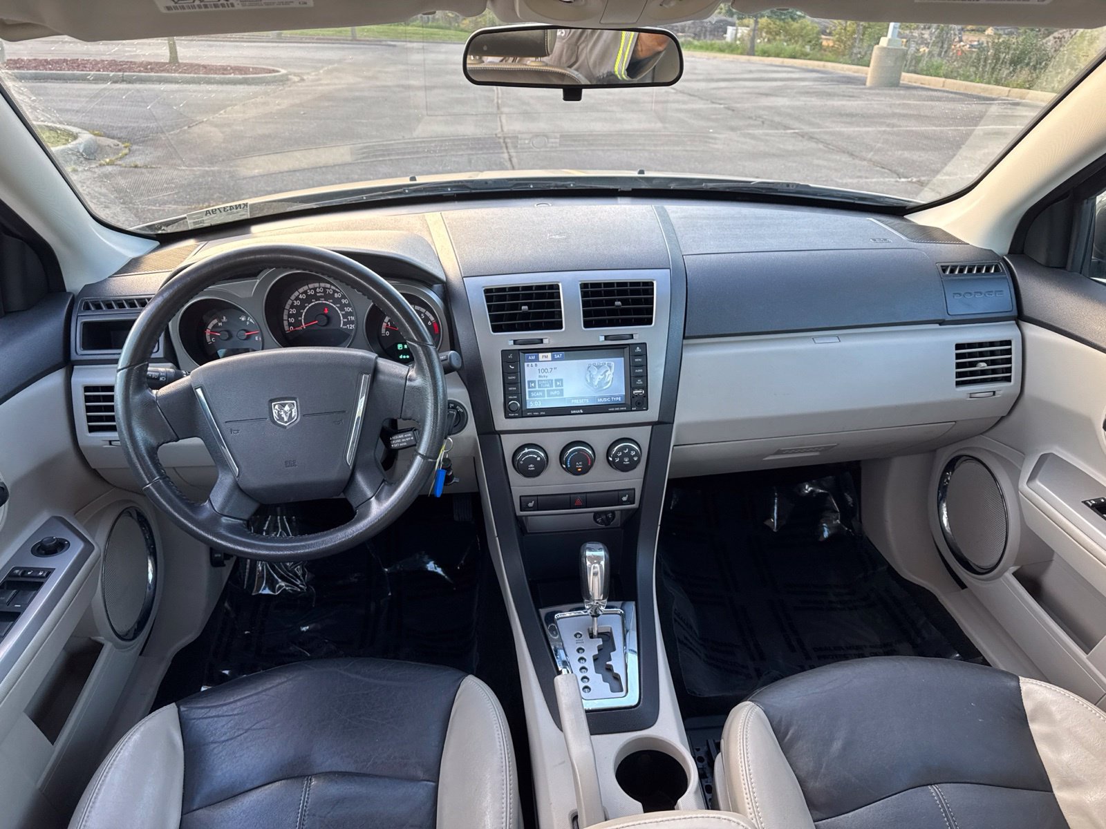 Used 2010 Dodge Avenger R/T FWD image 14