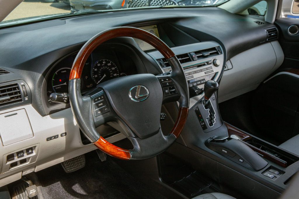 Used 2010 Lexus RX 450h AWD w/ Premium Pkg image 10