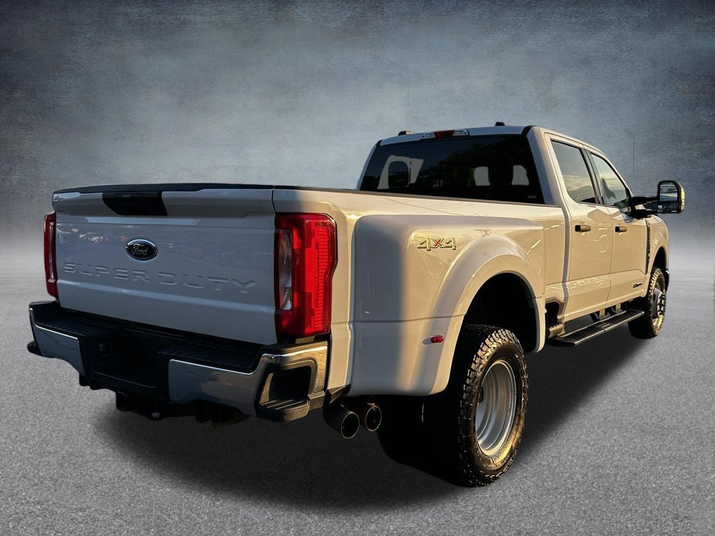 Used 2026 Ford F350 XLT AWD/4WD image 25