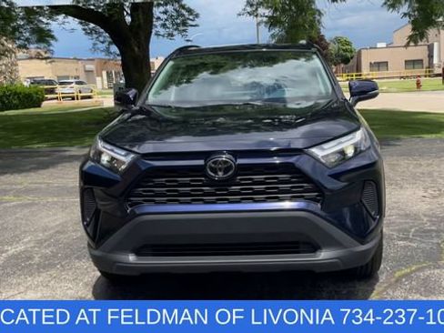 Used 2025 Toyota RAV4 XLE w/ Convenience Package AWD/4WD image 3