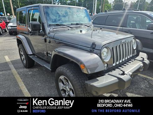 Used 2017 Jeep Wrangler Sahara w/ Connectivity Group AWD/4WD image 1