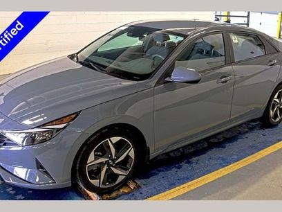 Used 2023 Hyundai Elantra SEL w/ Convenience Package